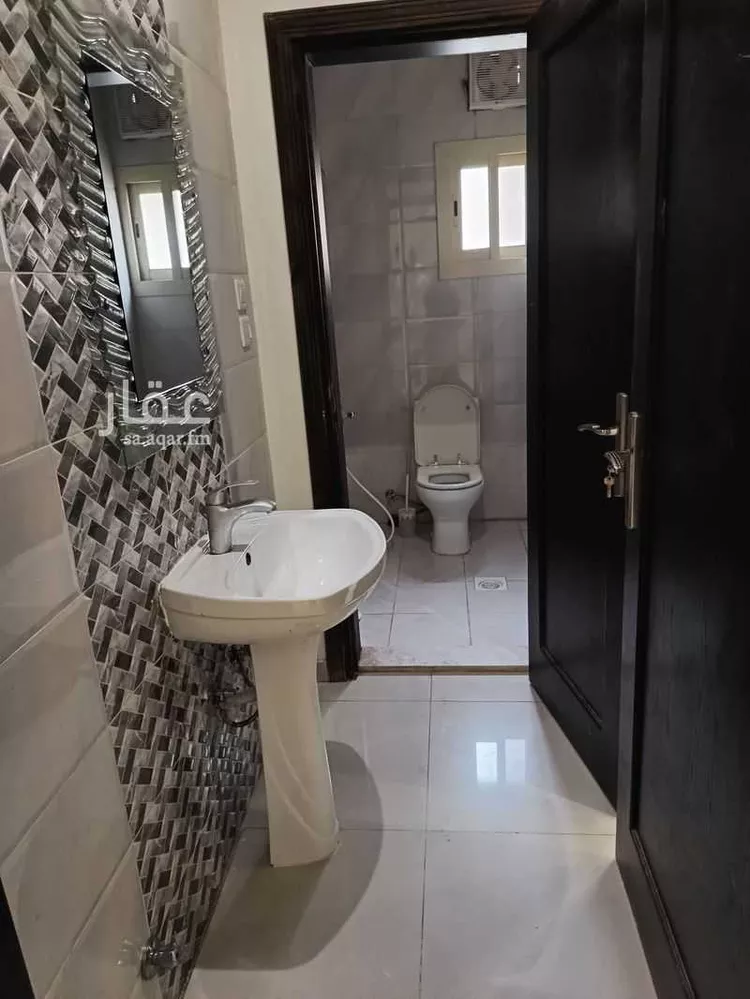 شقة للإيجار في شارع صيفي بن قشيل ، حي النزهة ، جدة ، جدة صورة 5