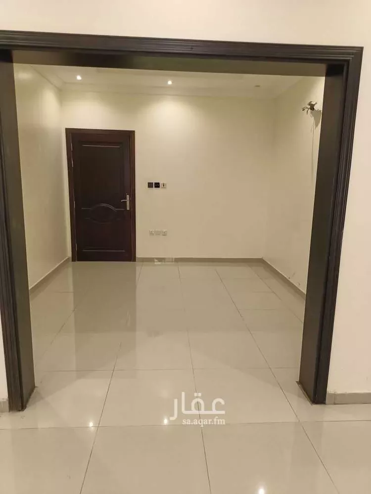 شقة للإيجار في شارع صيفي بن قشيل ، حي النزهة ، جدة ، جدة صورة 2