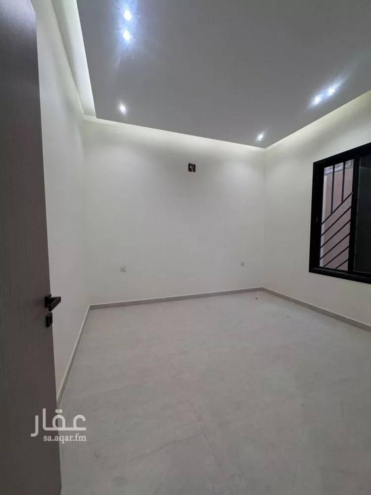 فيلا للبيع في شارع أبي عبدالله الركن, حي العريجاء الأوسط, مدينة الرياض, منطقة الرياض صورة 4