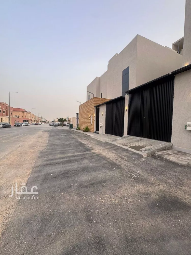 فيلا للبيع في شارع أبي عبدالله الركن, حي العريجاء الأوسط, مدينة الرياض, منطقة الرياض 11