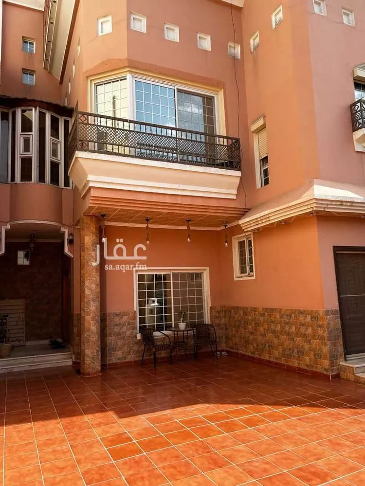 فيلا للبيع في شارع وكيع بن الجراح, حي وادي مذينب, مدينة المدينه المنوره, منطقة المدينة المنورة صورة 3