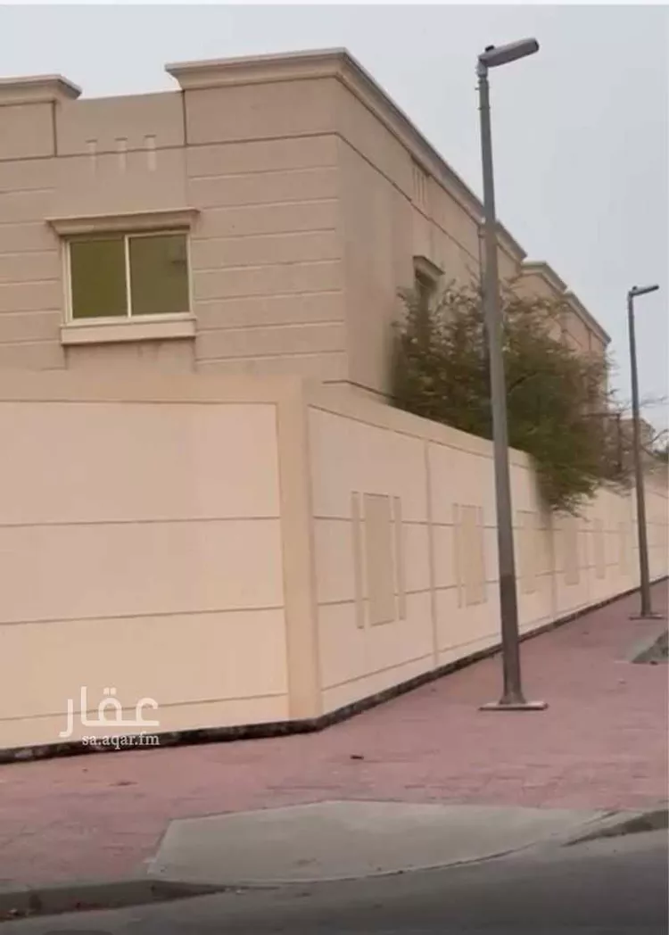 فيلا للإيجار في شارع طريق الينابيع, حي جلمودة, مدينة مدينه الجبيل الصناعيه, المنطقة الشرقية صورة 2