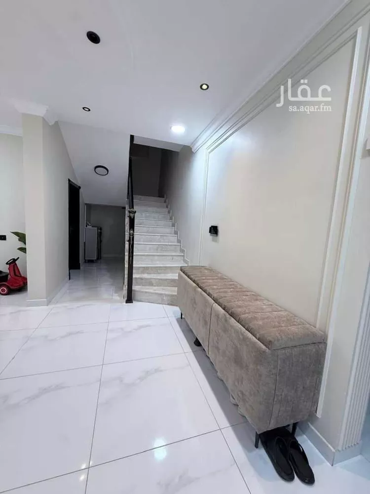 فيلا للبيع في شارع الاصدقاء, حي ضاحية الملك فهد, مدينة الدمام, المنطقة الشرقية صورة 4