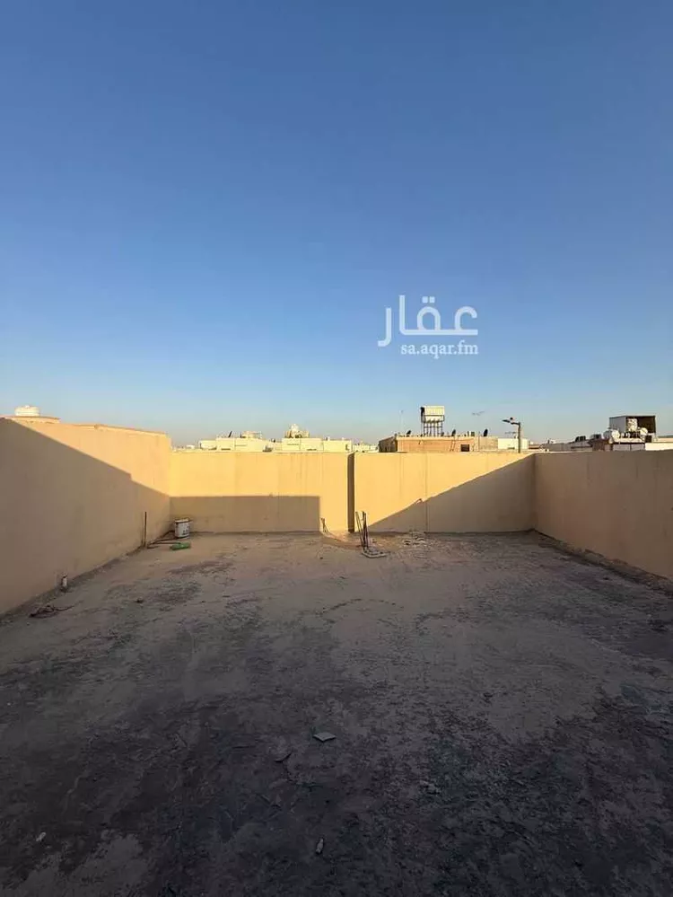 فيلا للبيع في شارع عبدالحميد ابن باديس, حي بدر, مدينة الدمام, المنطقة الشرقية 8
