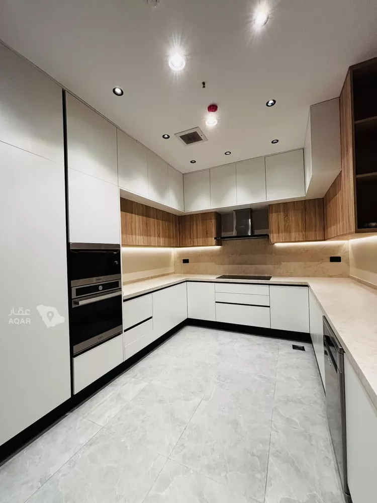 Apartment for Sale in Al Khobar Al Bandariyah 11