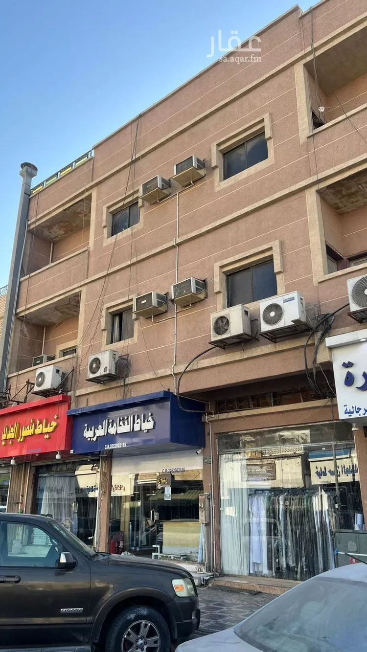 عمارة للبيع في شارع الخامس عشر, حي الثقبة, مدينة الخبر, المنطقة الشرقية صورة 3