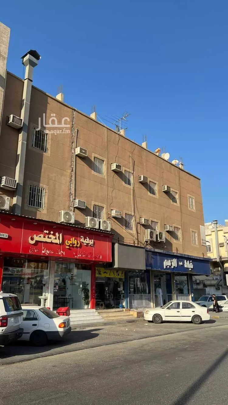 عمارة للبيع في شارع الخامس عشر, حي الثقبة, مدينة الخبر, المنطقة الشرقية صورة 2