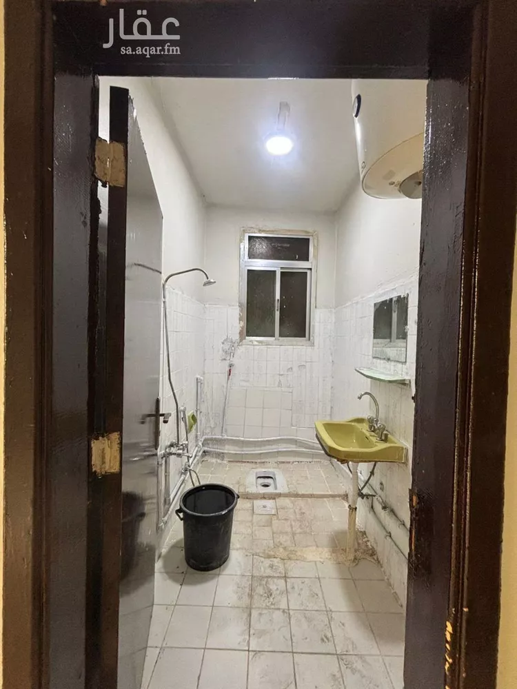 عمارة للإيجار في شارع أبي تمام البغدادي, حي معكال, مدينة الرياض, منطقة الرياض صورة 4