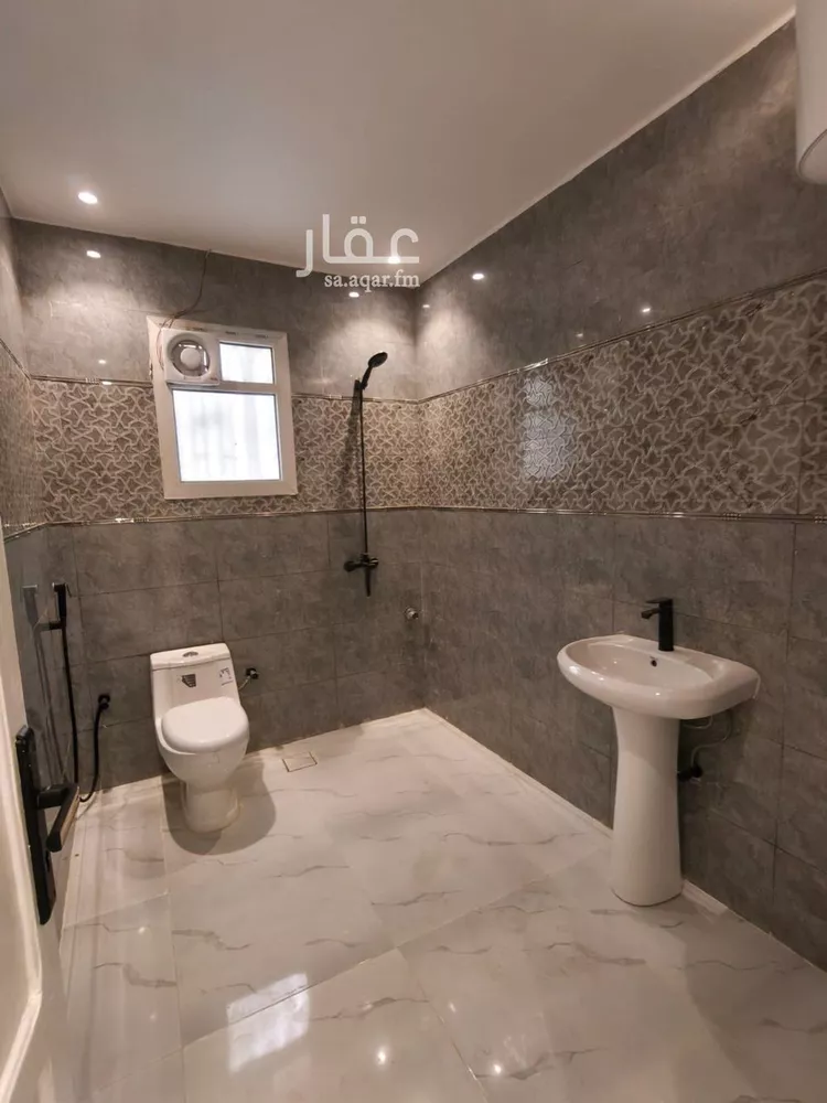 شقة للإيجار في شارع دمشق, حي العاصمة, مدينة الدرعية, منطقة الرياض صورة 3