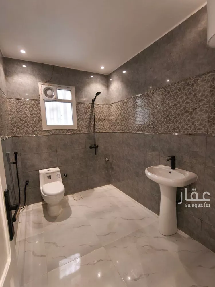 شقة للإيجار في شارع ابن شاهين, حي الروضة, مدينة الرياض, منطقة الرياض 9
