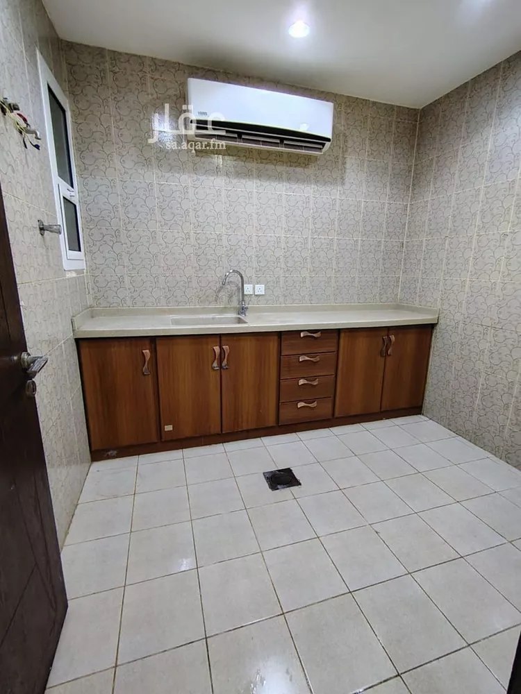 شقة للإيجار في شارع السفراء, حي الروضة, مدينة الرياض, منطقة الرياض صورة 4