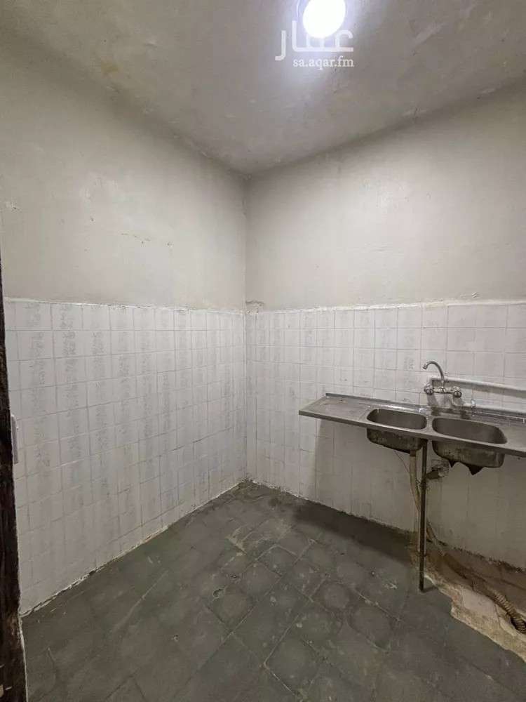 عمارة للإيجار في شارع أبي تمام البغدادي, حي معكال, مدينة الرياض, منطقة الرياض صورة 5