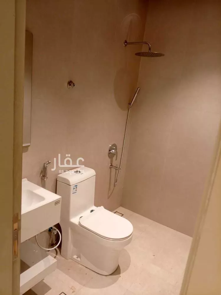 شقة للإيجار في شارع أحمد بن قاسم ، حي المهدية ، الرياض ، منطقة الرياض صورة 2