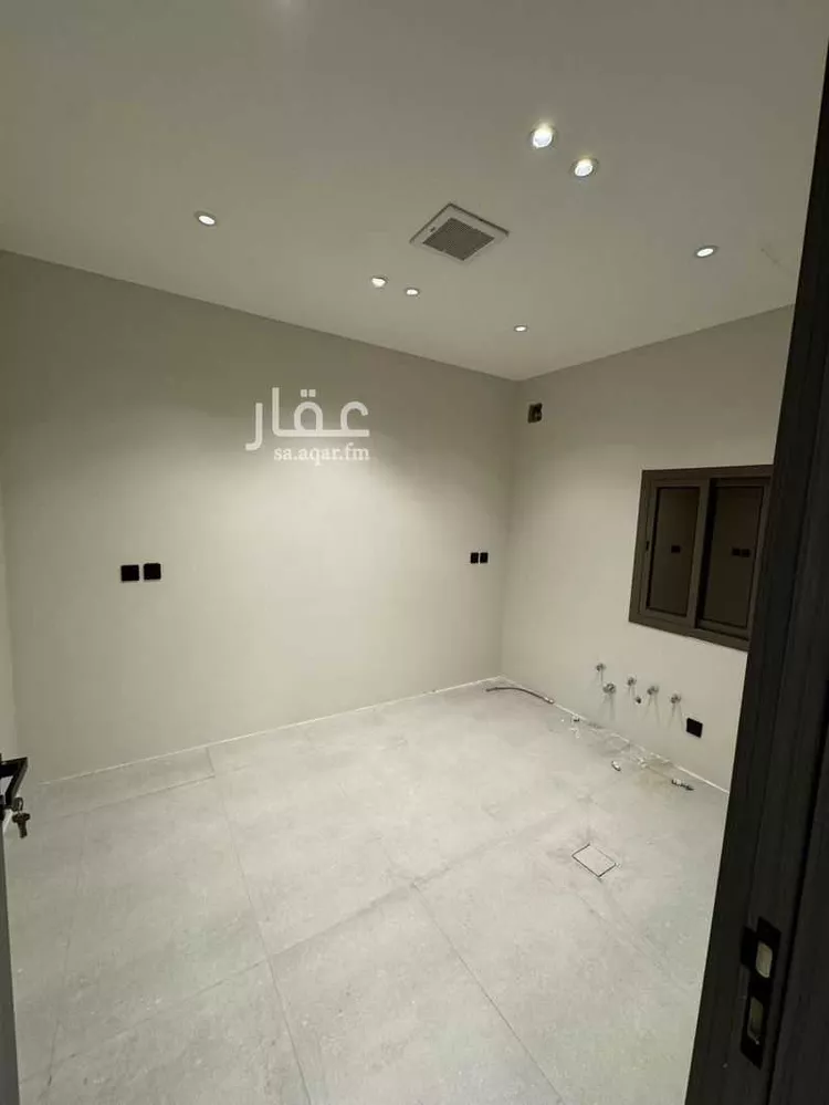 دور للبيع في شارع جراب, حي غرناطة, مدينة الرياض, منطقة الرياض صورة 2