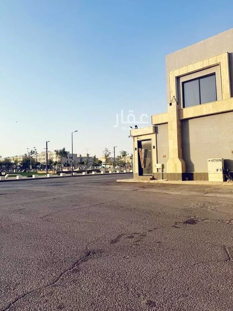 فيلا للبيع في شارع الغمد, حي السعادة, مدينة الرياض, منطقة الرياض صورة 2