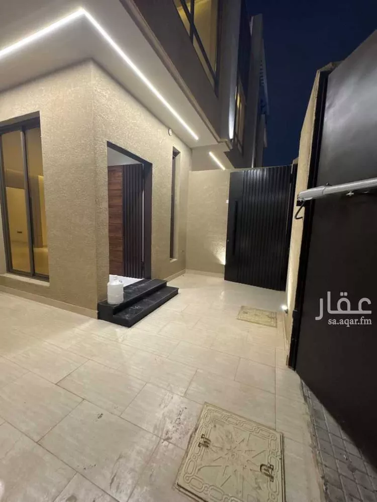 Floor for Sale in Riyadh Ghirnatah