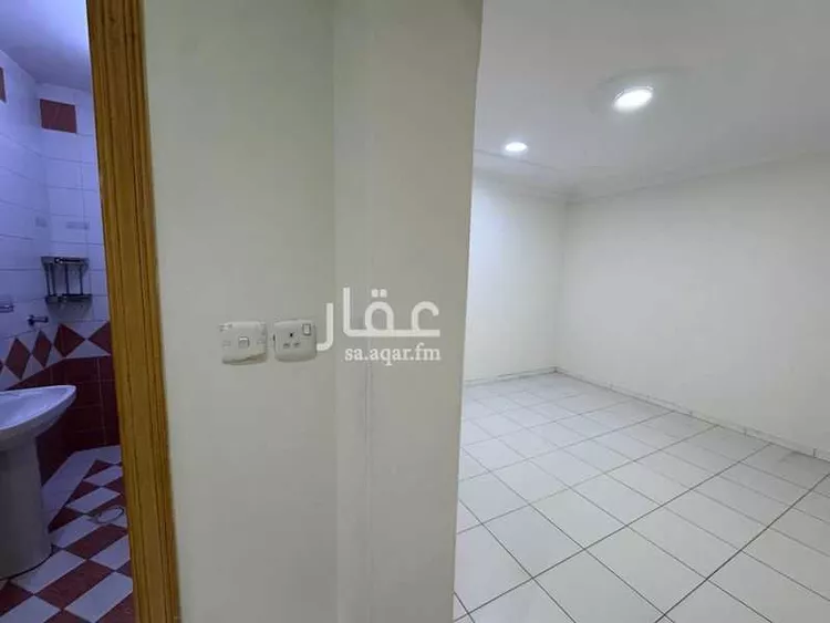 شقة للإيجار في شارع ابن خزيمة الأنصاري, حي غرناطة, مدينة الرياض, منطقة الرياض صورة 4
