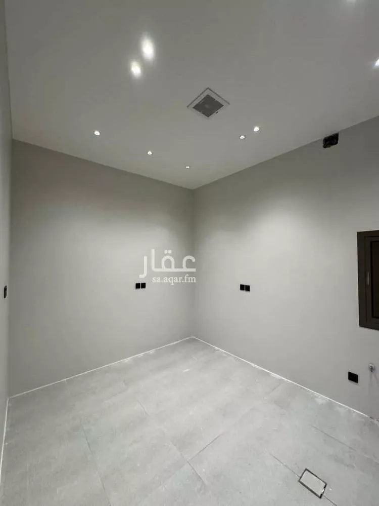 دور للبيع في شارع جراب, حي غرناطة, مدينة الرياض, منطقة الرياض صورة 4