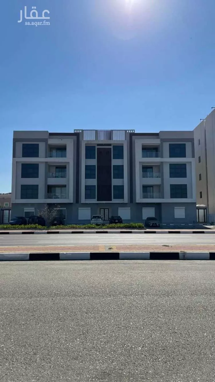 عمارة للبيع في شارع النورس, حي الجوهرة, مدينة الدمام, المنطقة الشرقية صورة 3