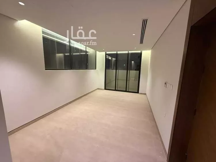 دور للبيع في شارع رقم 323, حي النرجس, مدينة الرياض, منطقة الرياض صورة 2