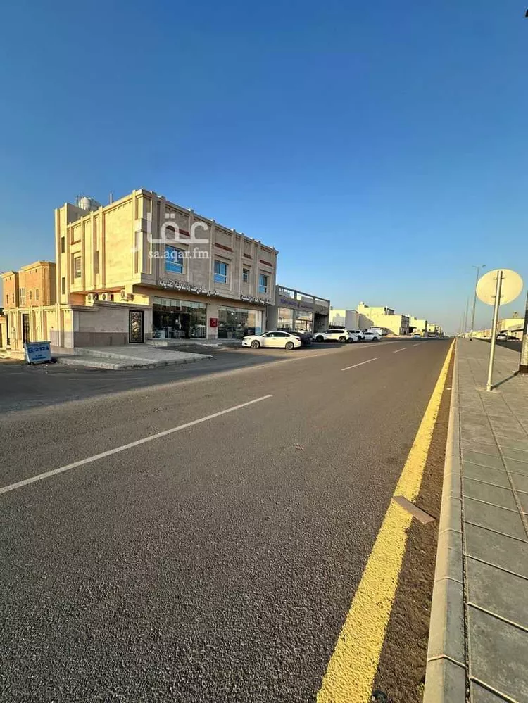 عمارة للبيع في شارع يحيى بن عتيق, حي نبلاء, مدينة المدينة المنورة, منطقة المدينة المنورة صورة 4