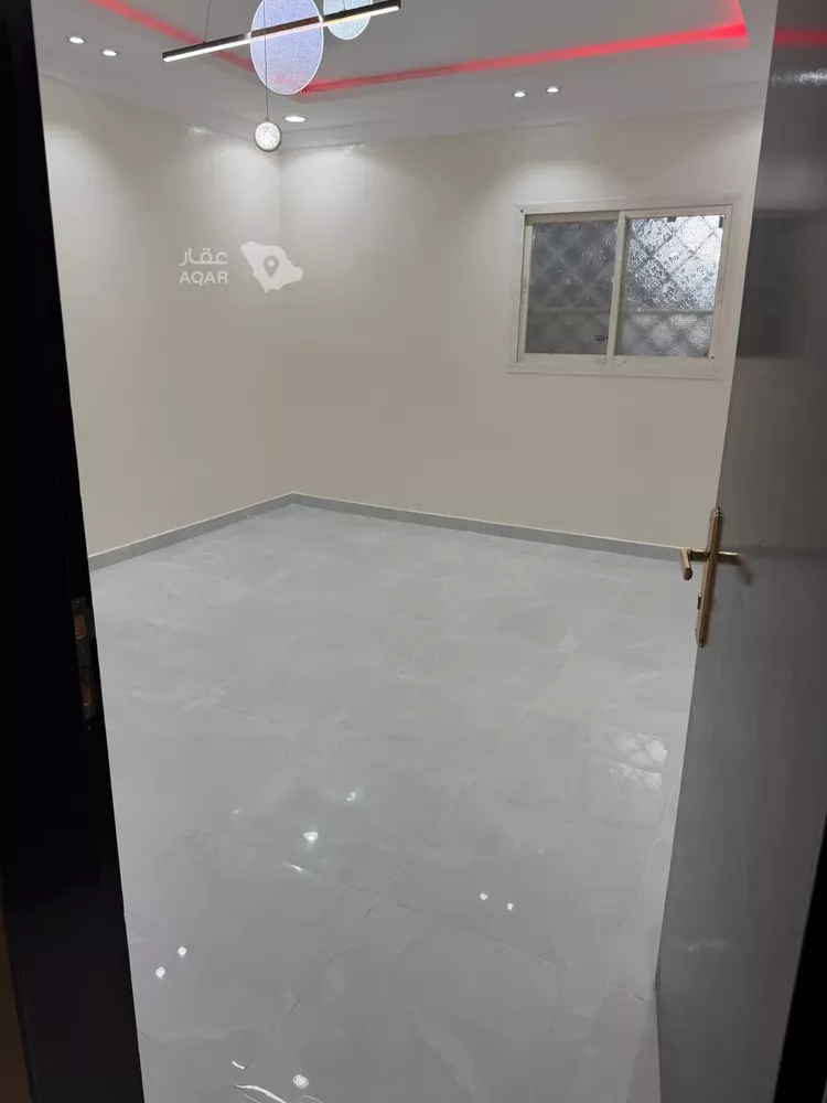 شقة للإيجار في شارع البحيرة ، حي العريجاء الغربية ، الرياض ، منطقة الرياض 4