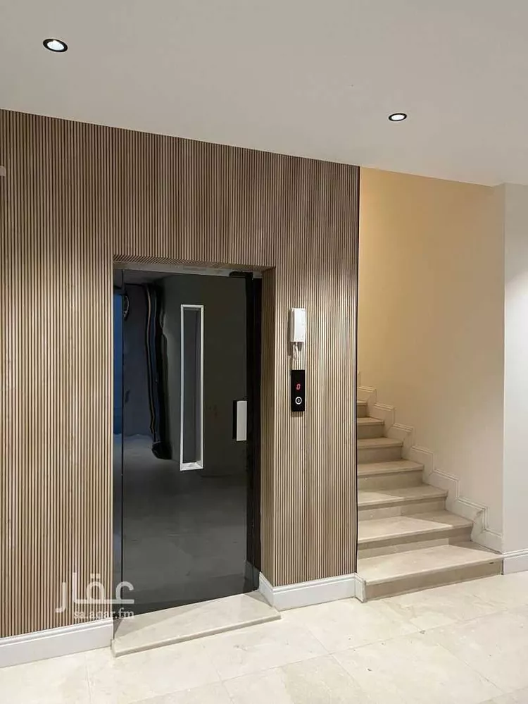 مجمع للبيع في شارع عثمان التميمي, حي الخالدية, مدينة الطائف, منطقة مكة المكرمة صورة 4