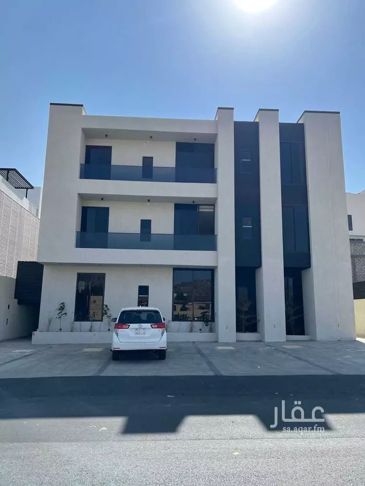 شقة للبيع في شارع طريق وادي وج, حي عكرمة, مدينة الطائف, منطقة مكة المكرمة