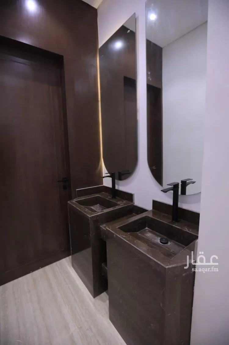 دور للبيع في شارع محمد السلمانى, حي الرمال, مدينة الرياض, منطقة الرياض صورة 3