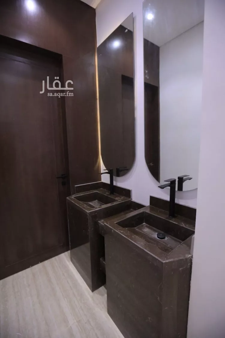 دور للبيع في شارع محمد السلمانى, حي الرمال, مدينة الرياض, منطقة الرياض صورة 5