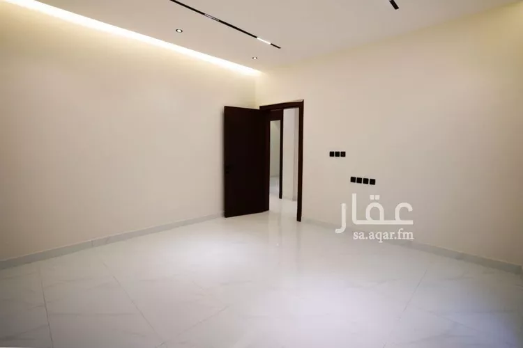 دور للبيع في شارع الجنادرية, حي الجنادرية, مدينة الرياض, منطقة الرياض 8