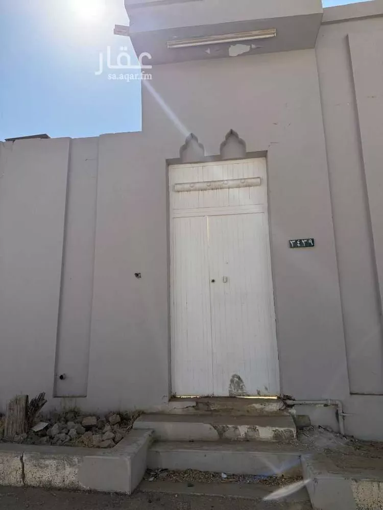 استراحة للبيع في حي ، شارع الوليد بن عبدالملك ، حي التعليم ، عيون الجواء ، عيون الجواء صورة 4