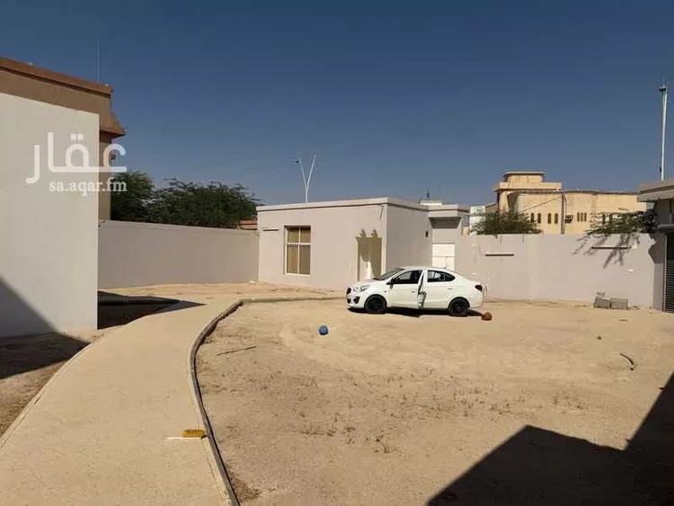 استراحة للبيع في حي ، شارع الوليد بن عبدالملك ، حي التعليم ، عيون الجواء ، عيون الجواء صورة 3