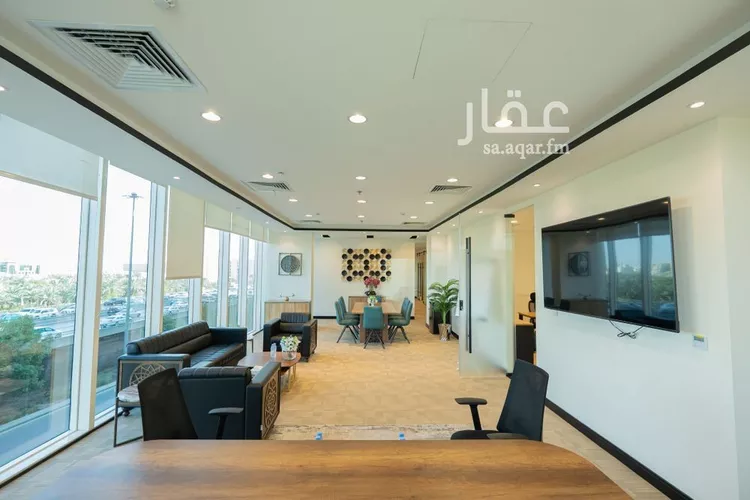 عمارة للإيجار في شارع الملك فهد الفرعي, حي المحمدية, مدينة الرياض, منطقة الرياض صورة 2