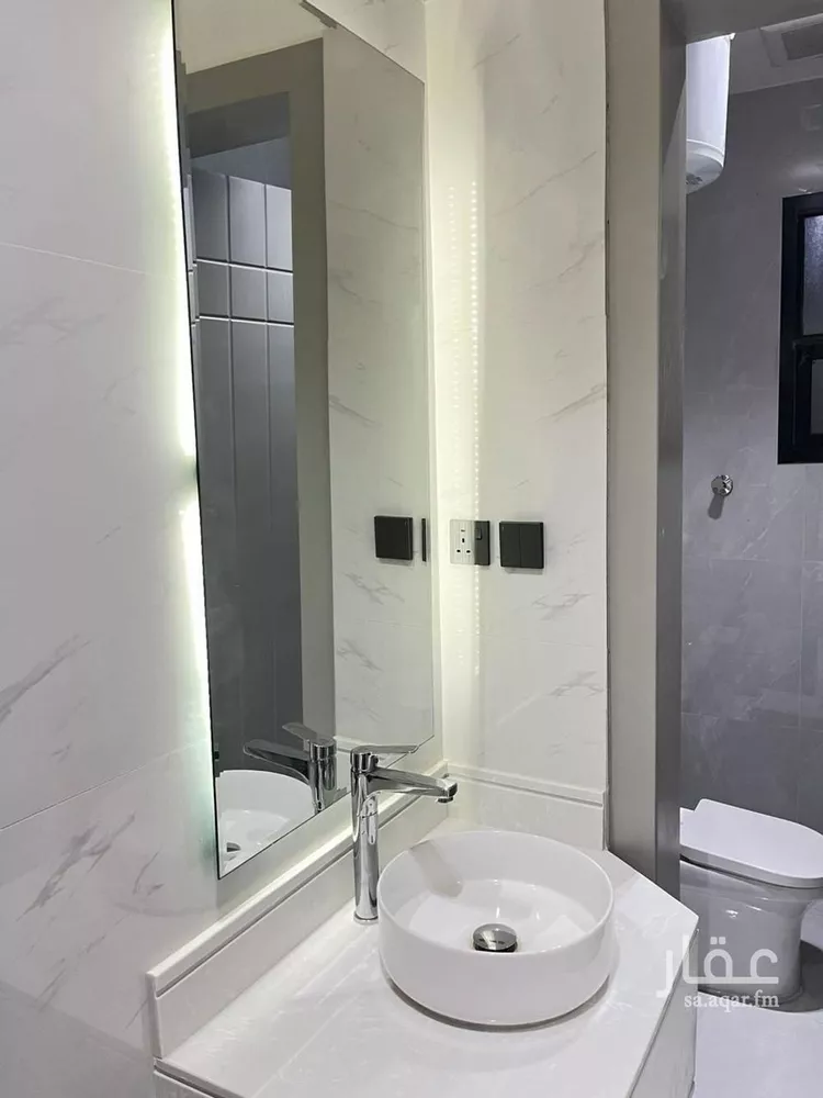 Floor for Sale in Riyadh Al Janadriyah صورة 5