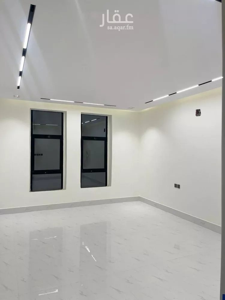 Floor for Sale in Riyadh Al Janadriyah صورة 2