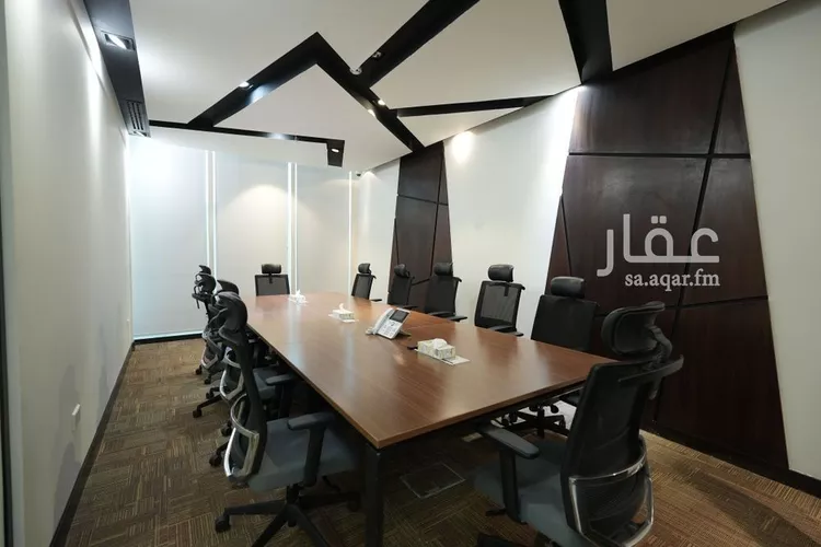 مكتب تجاري للإيجار في شارع الملك فهد الفرعي, حي المحمدية, مدينة الرياض, منطقة الرياض 11