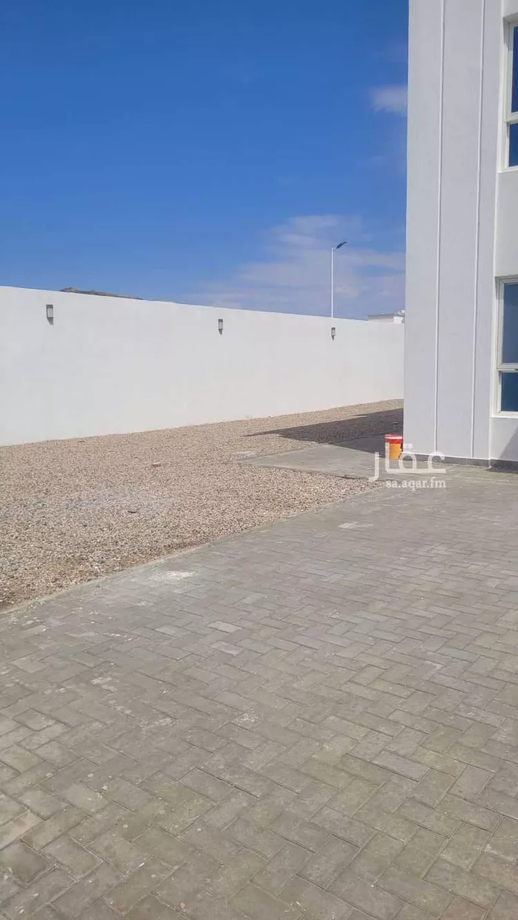 فيلا للإيجار في شارع 3702000, حي الورود, مدينة الطائف, منطقة مكة المكرمة صورة 5