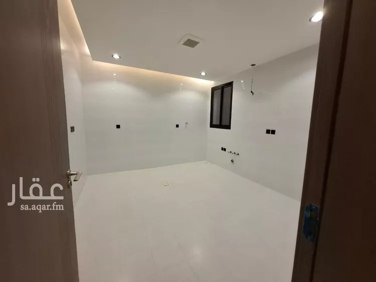 Floor for Sale in Riyadh Badr 8