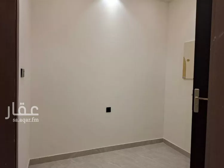 Floor for Sale in Riyadh Badr 11