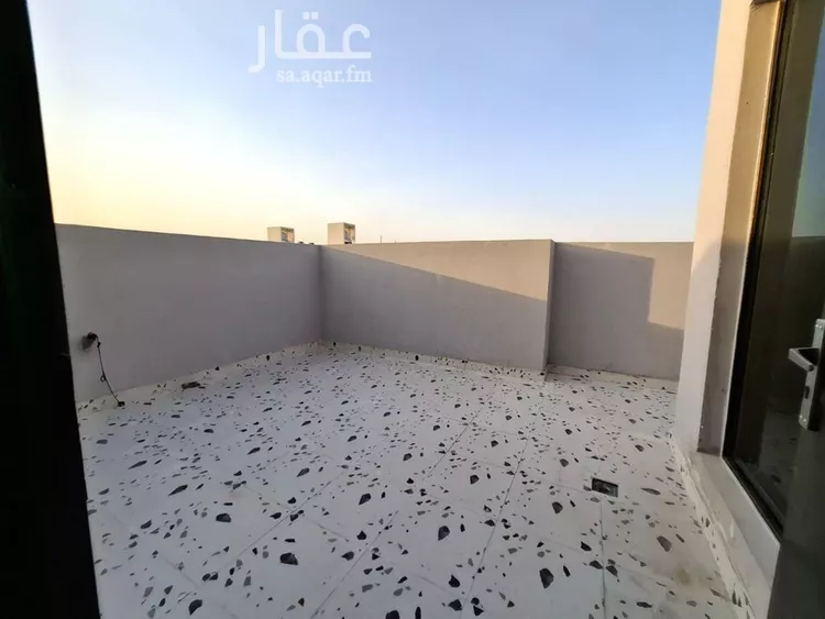 فيلا للبيع في شارع الامام مسلم, حي بدر, مدينة الرياض, منطقة الرياض 18