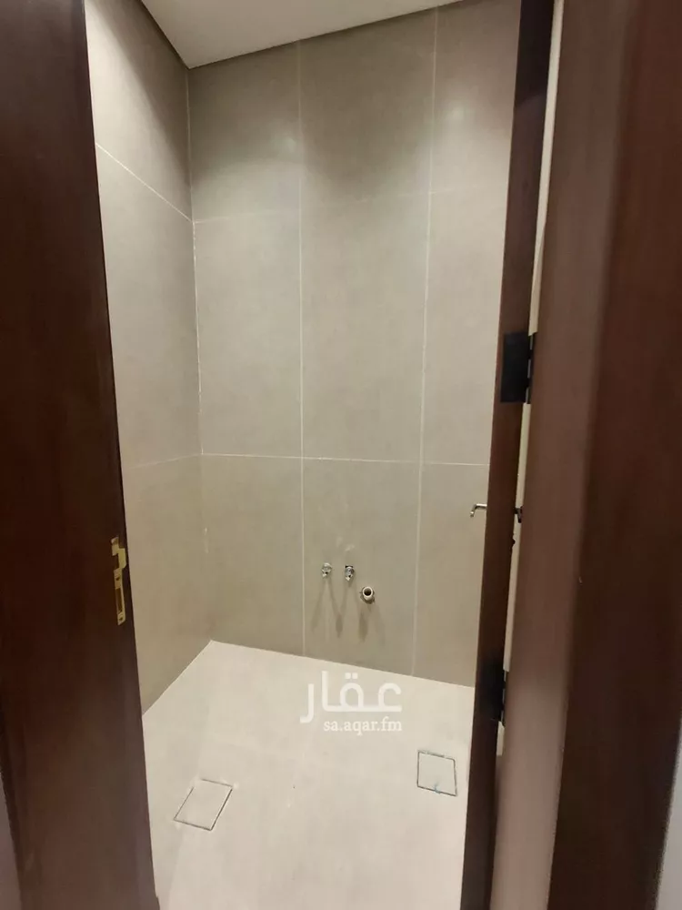 Floor for Sale in Riyadh As Suwaidi Al Gharabi 12