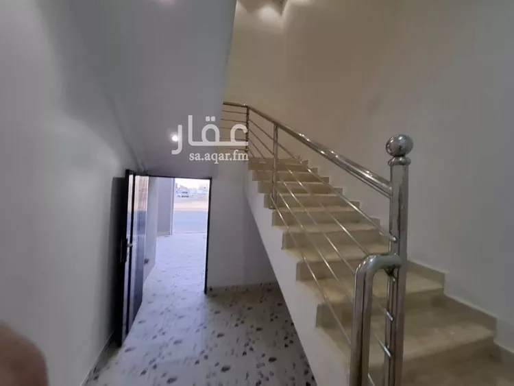 فيلا للبيع في شارع الامام مسلم, حي بدر, مدينة الرياض, منطقة الرياض صورة 2