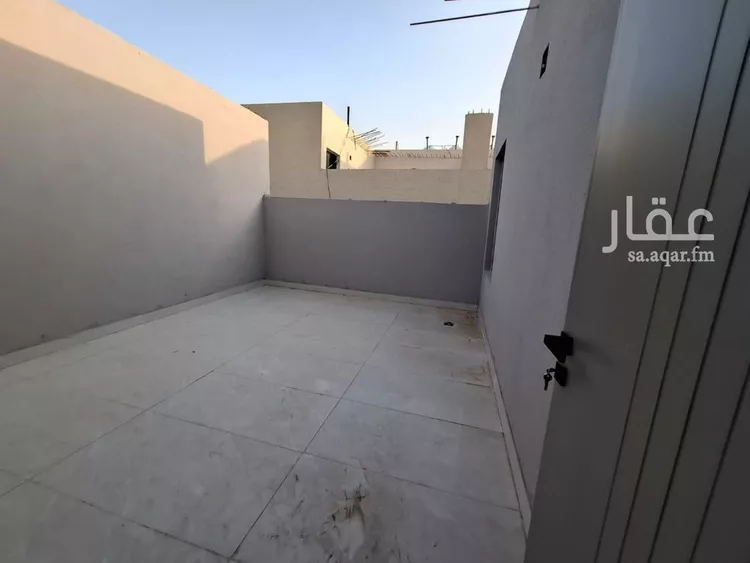 فيلا للبيع في شارع الامام مسلم, حي بدر, مدينة الرياض, منطقة الرياض 8