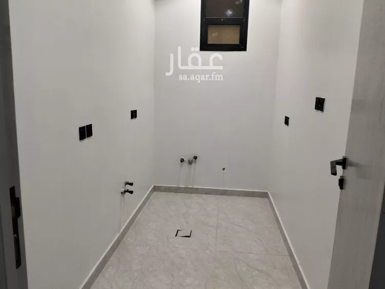 Villa for Sale in Riyadh Okaz 11