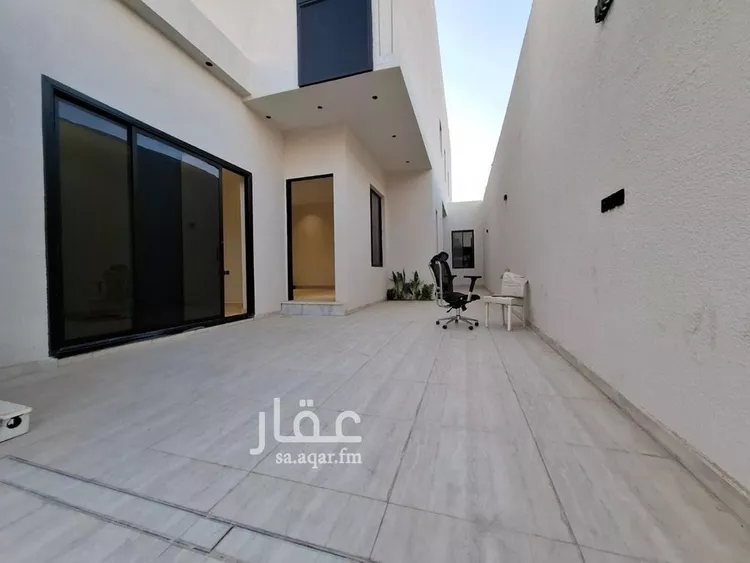 فيلا للبيع في شارع اسماء بنت يزيد, حي بدر, مدينة الرياض, منطقة الرياض 13