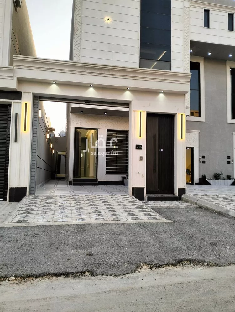 فيلا للبيع في شارع عبدالرحمن القاضي, حي عكاظ, مدينة الرياض, منطقة الرياض