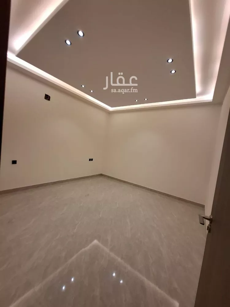 Floor for Sale in Riyadh Badr 18