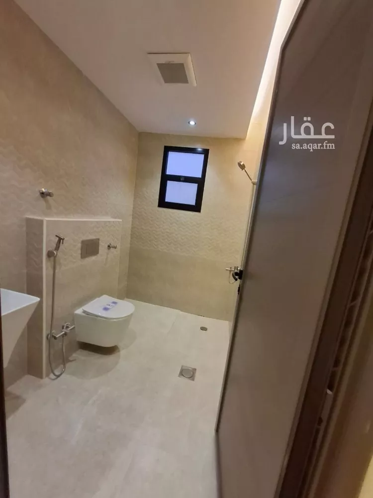 دور للبيع في شارع خيبر, حي بدر, مدينة الرياض, منطقة الرياض صورة 5