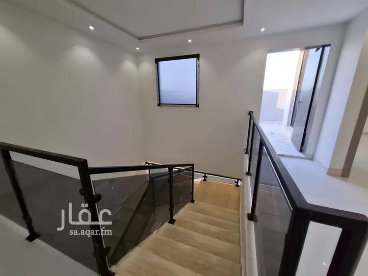 فيلا للبيع في شارع الامام مسلم, حي بدر, مدينة الرياض, منطقة الرياض 8
